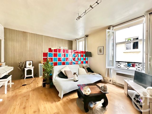 Appartement Studio à vendre - 1 pièce - 29.0 m2 - PARIS - 75018 - ILE-DE-FRANCE - Century 21 Sorim